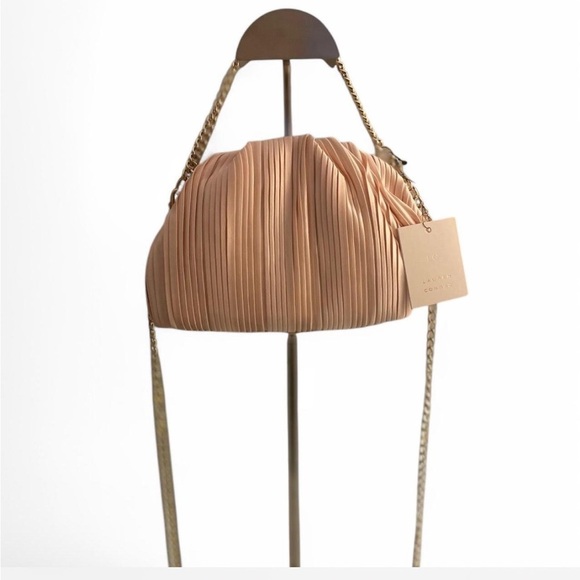 LC Lauren Conrad Molly Ruched Clutch - Blush Pleated NWT - Picture 3 of 5